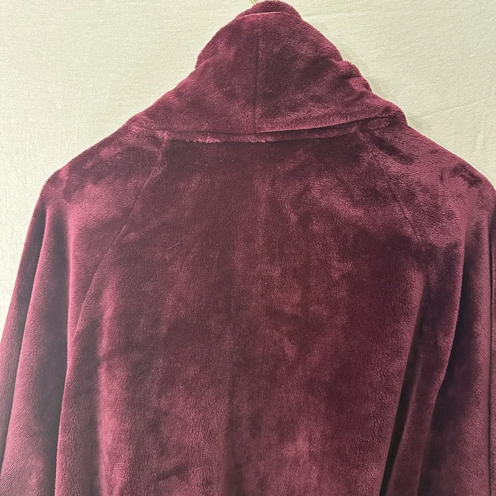 Victorias Secret Robe Plush Super Soft XL  Logo Imprint‎ Burgundy